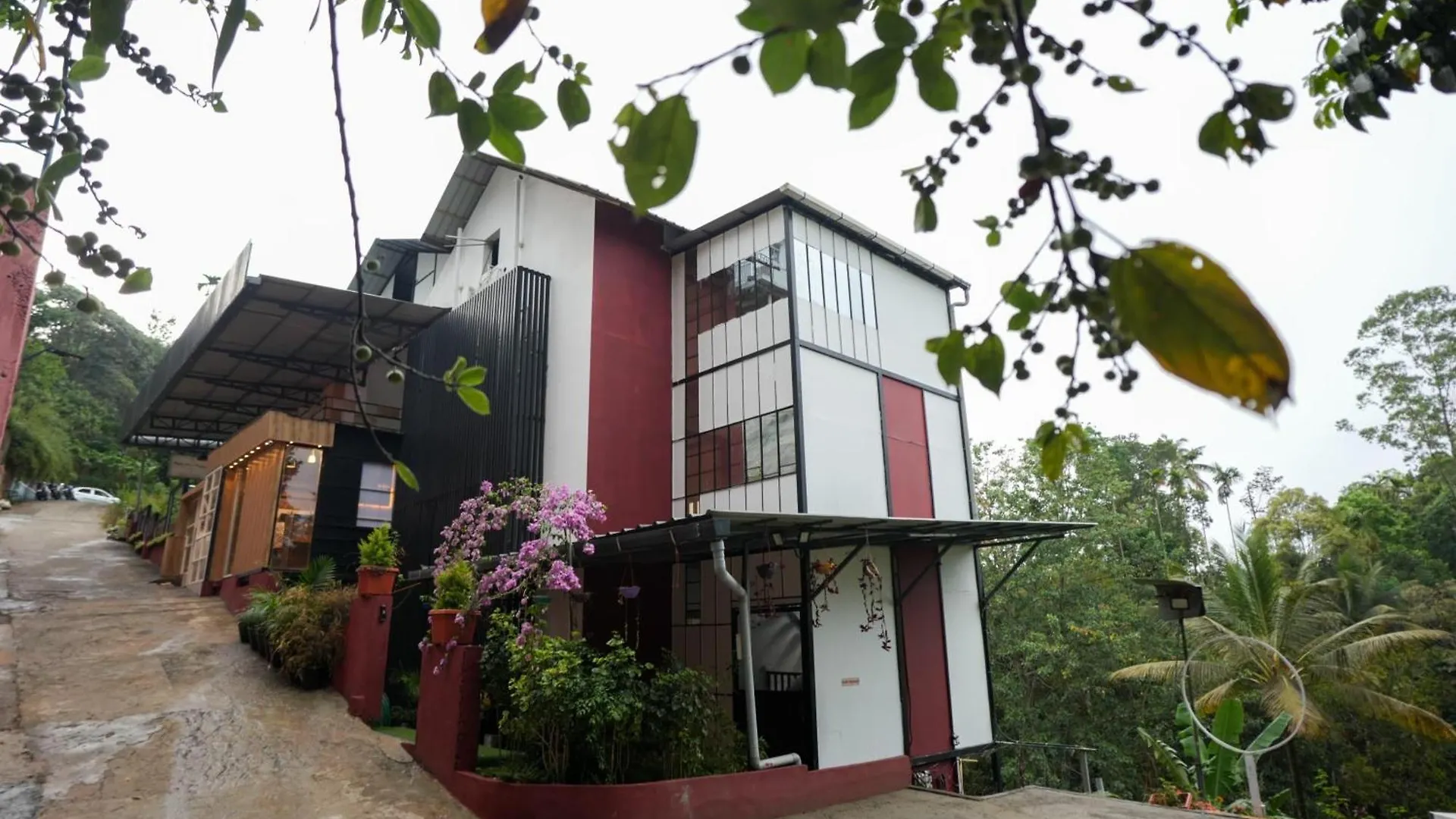 Velvet Vista Munnar Hotel