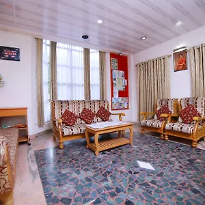 Oyo 6512 Heaven Hotel
